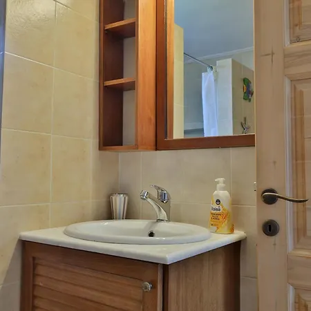 Mavitaplace Olympus Olive House-upper Floor ليبتوكاريا
